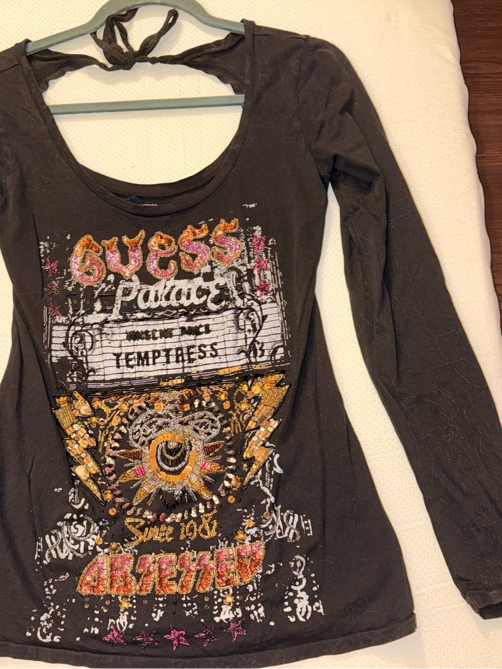 Y2K  GUESS⁠￼ Embellished Long Sleeve Graphic Top XS Black McBling